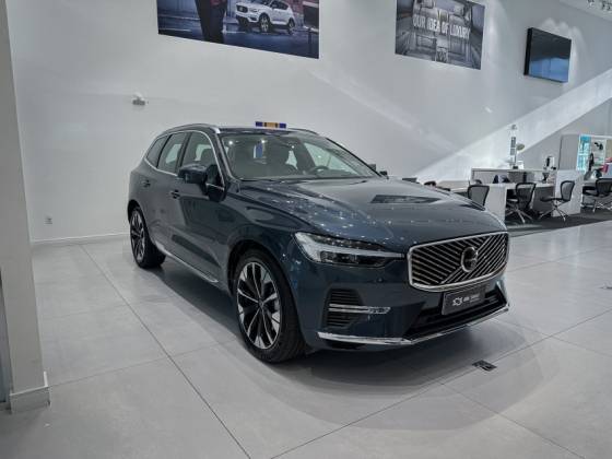 VOLVO XC60 2.0 T8 RECHARGE ULTRA AWD GEARTRONIC VOLVO XC60 2.0 T8 RECHARGE ULTRA AWD GEARTRONIC